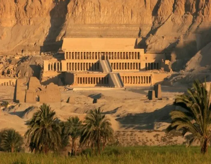 13-Day Egypt Classic Tour – Cairo, Alexandria, Hurghada, Luxor & Aswan